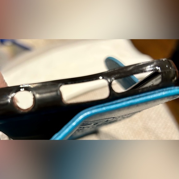 Phone Case/Wallet - Picture 5 of 7